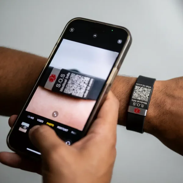 Brazalete Vital ID QR Sport con ficha médica asociada Brazalete Vital ID QR Sport con ficha médica asociada